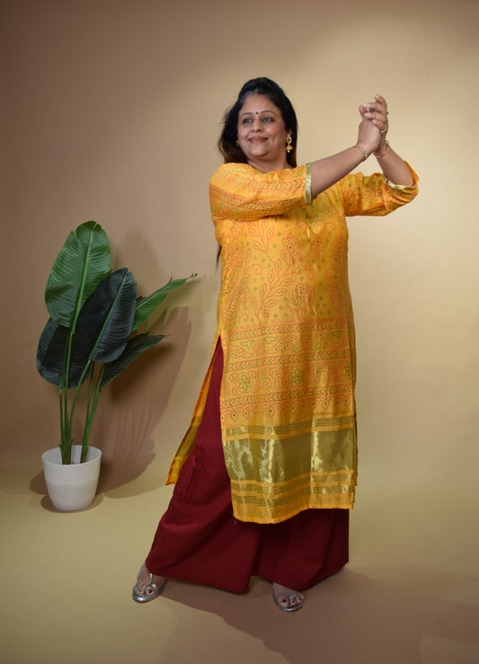 Meher Bandhej Kurti