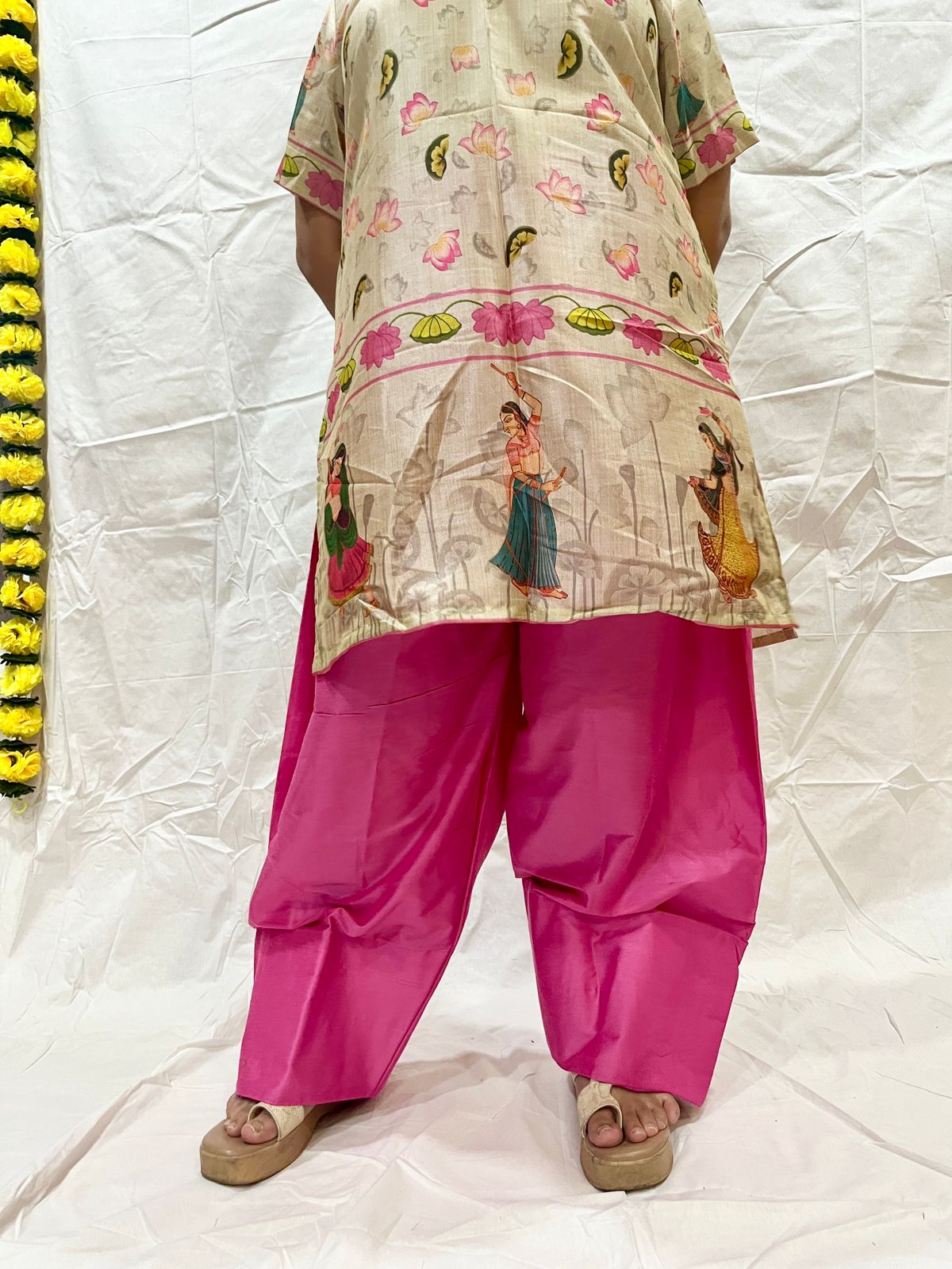 Dhara Farshi Salwar Set